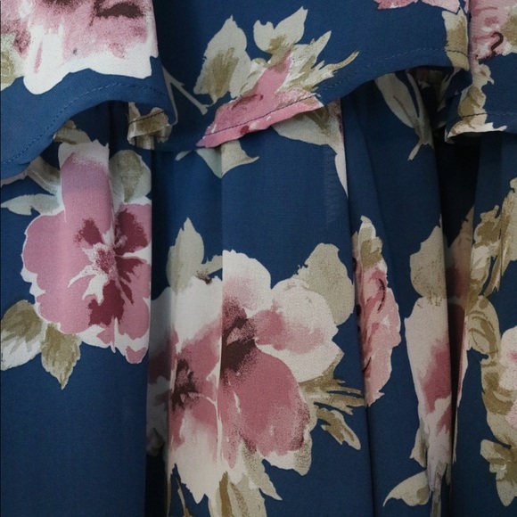 Altar’d State Floral Romper - Picture 3 of 3